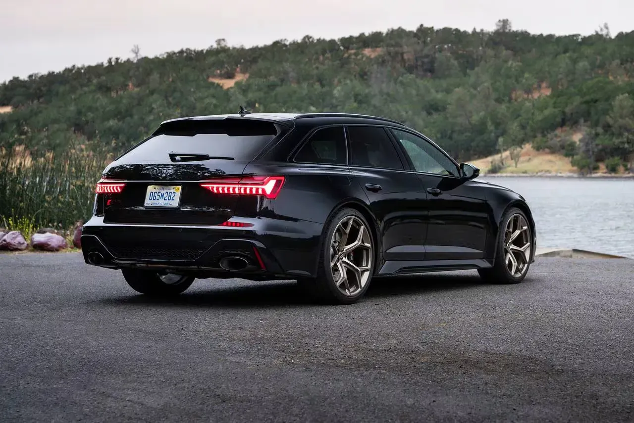 Parte trasera del Audi RS6 Avant GT