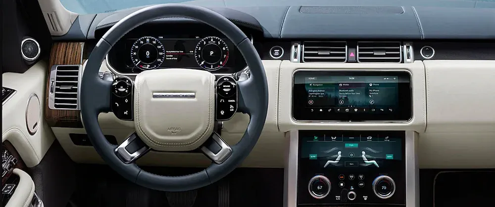 Range Rover Interior cockpit