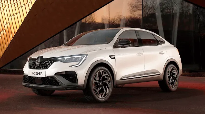Renault Arkana perfil lateral mostrando su silueta coupé