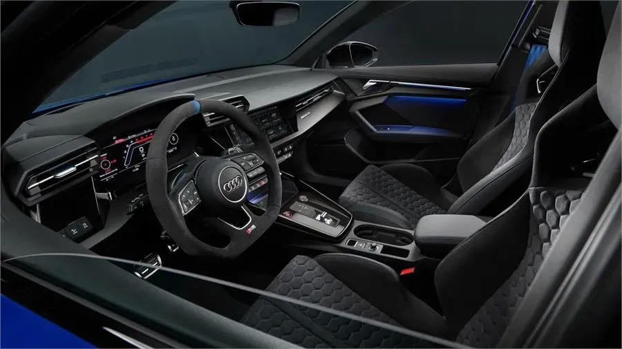 Interior del Audi RS3 Performance Edition