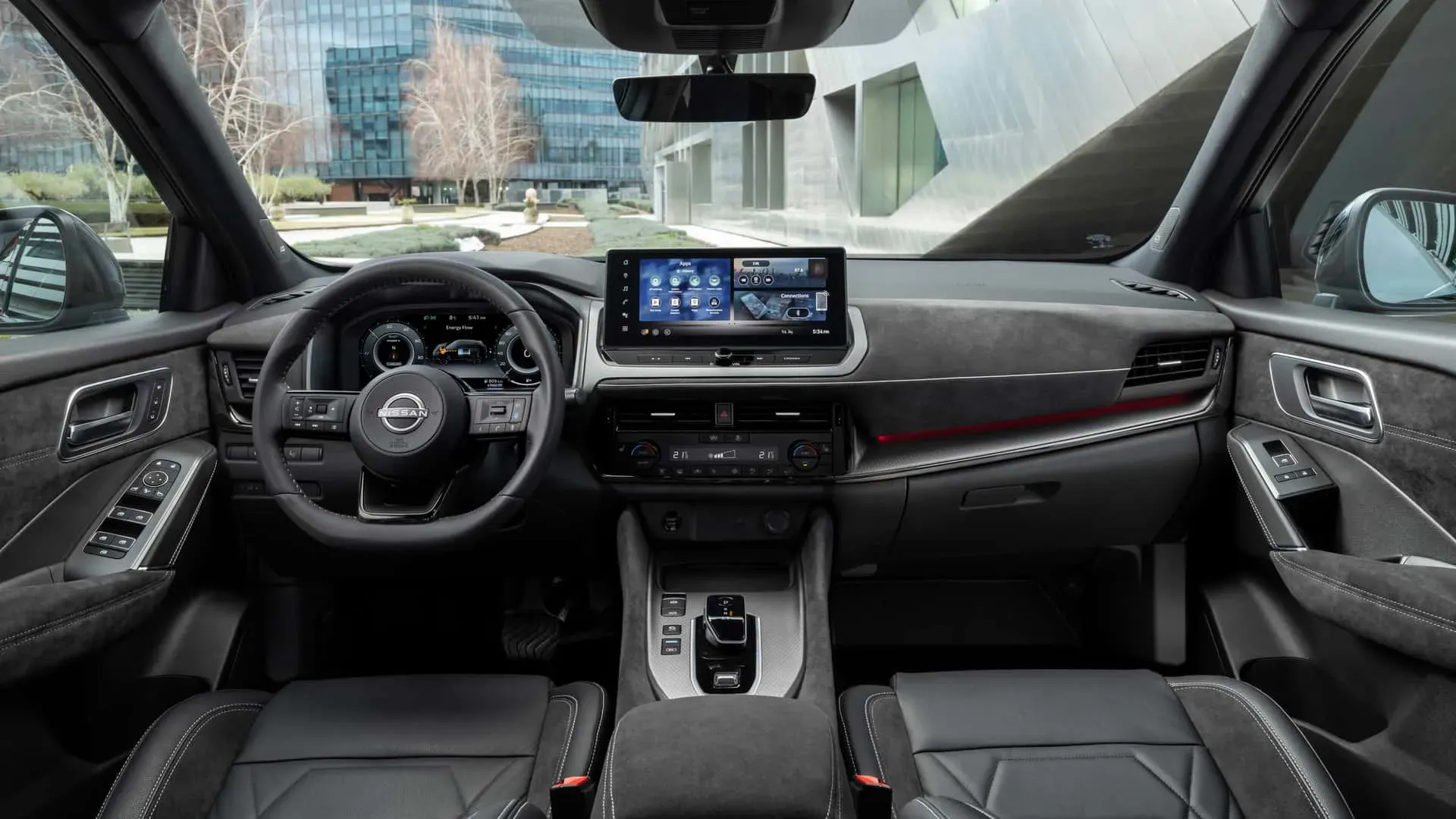 Interior Nissan Qashqai con pantalla horizontal