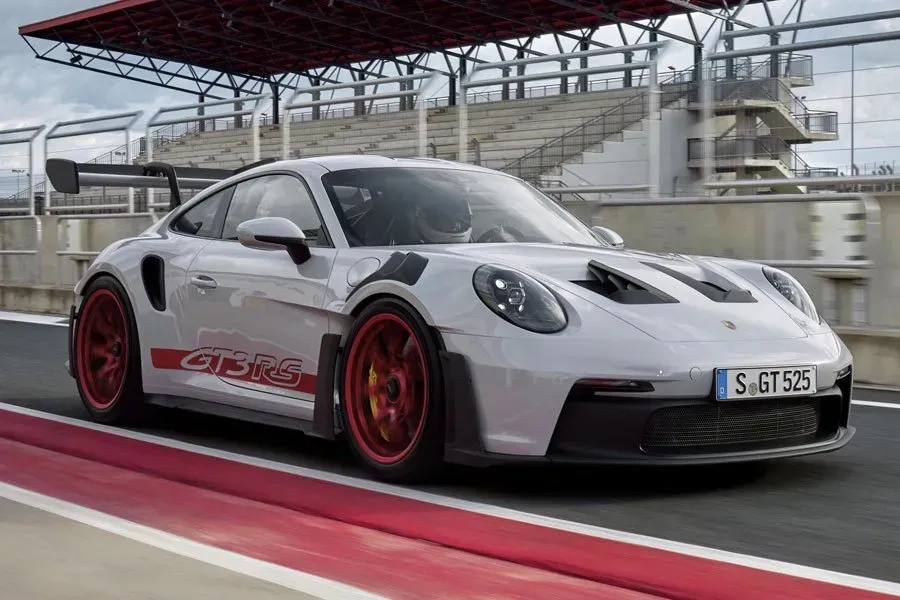 Detalle lateral del 911 GT3 RS Blanco