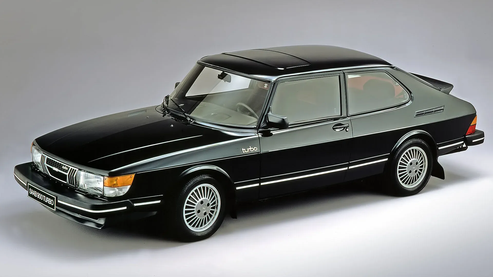 El Saab 900 Turbo en exhibición