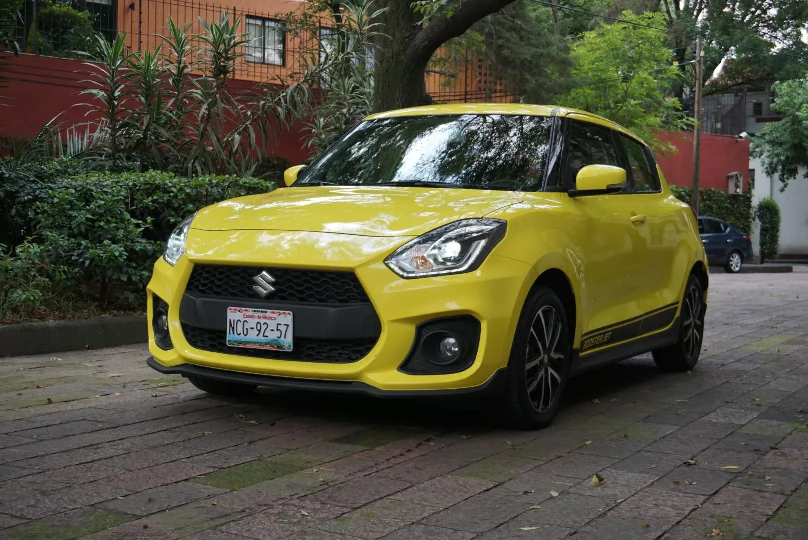 Suzuki Swift Boostergreen 2025 - Vista frontal