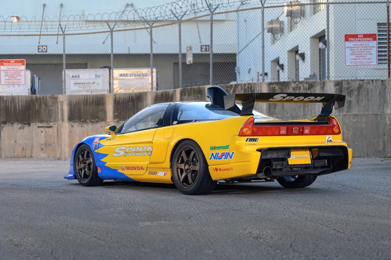 Honda NSX-R GT tuneado por Spoon lateral