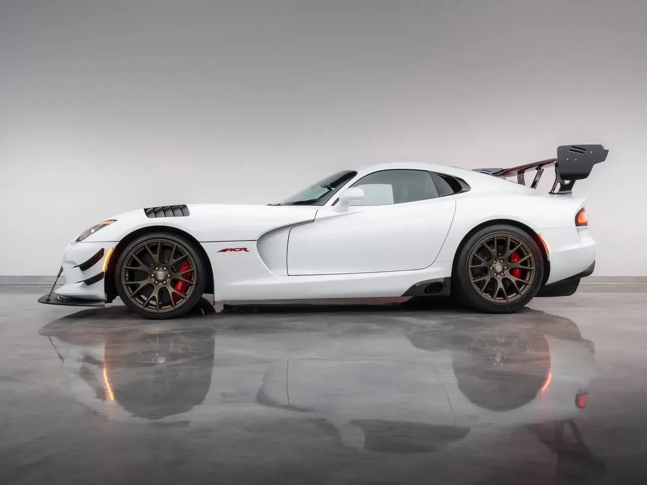Dodge Viper ACR 2017 perfil lateral