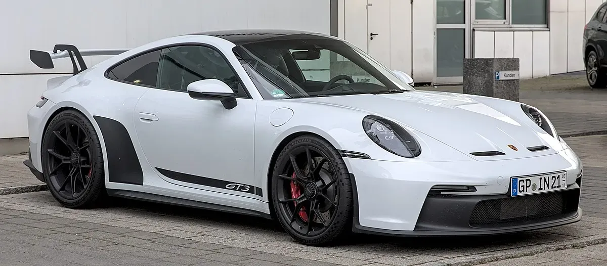Porsche 911 GT3 Blanco en perfil
