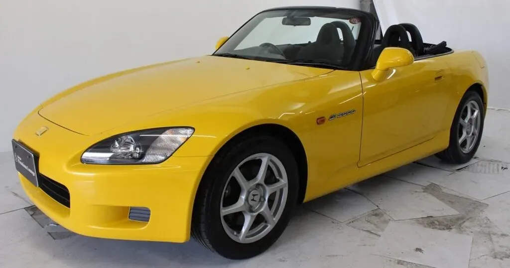 Motor y compartimiento del Honda S2000