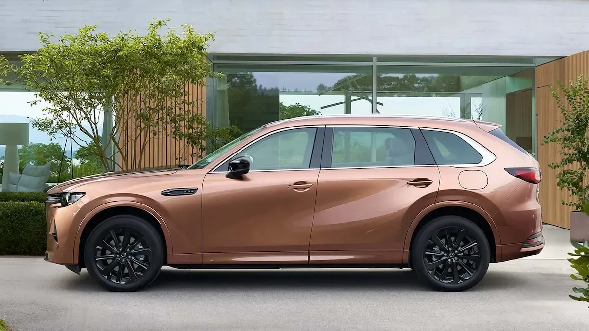 Mazda CX-80 2024 frente lateral