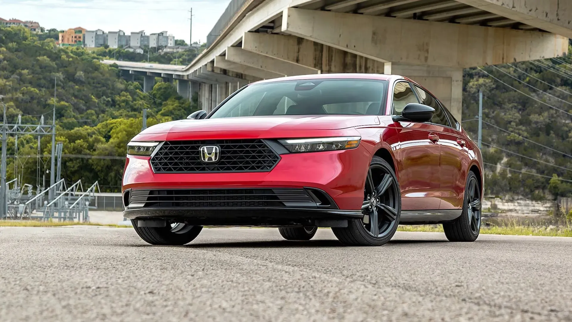 Honda accord híbrido 2025 perfil