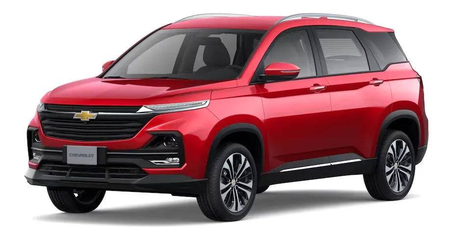 Chevrolet Captiva 2022 vista lateral