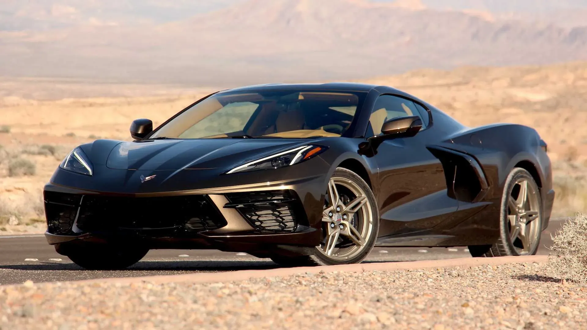 Chevrolet Corvette C8 Stingray en carretera