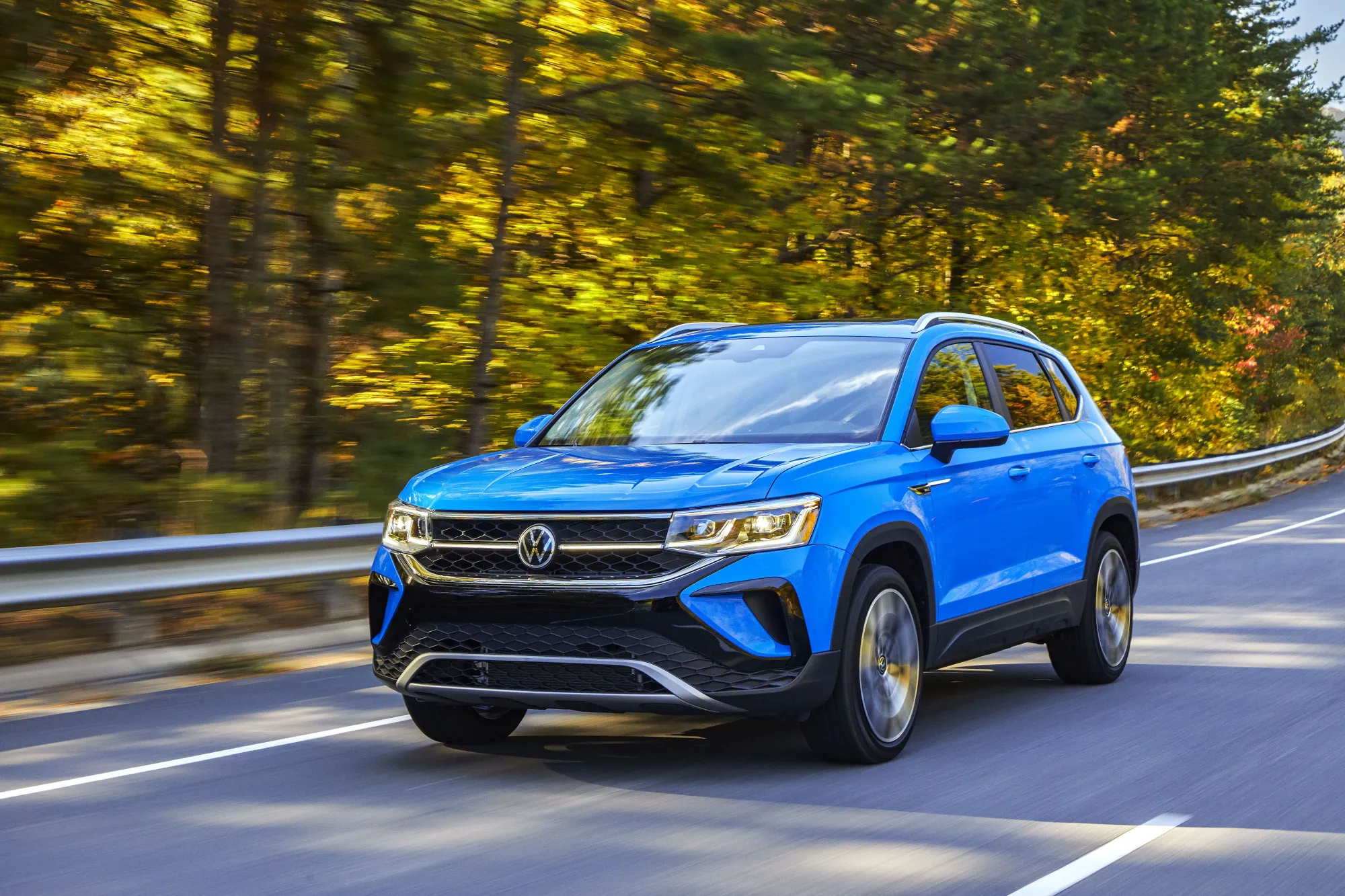 Pantalla de infotenimiento del Volkswagen Taos 2024