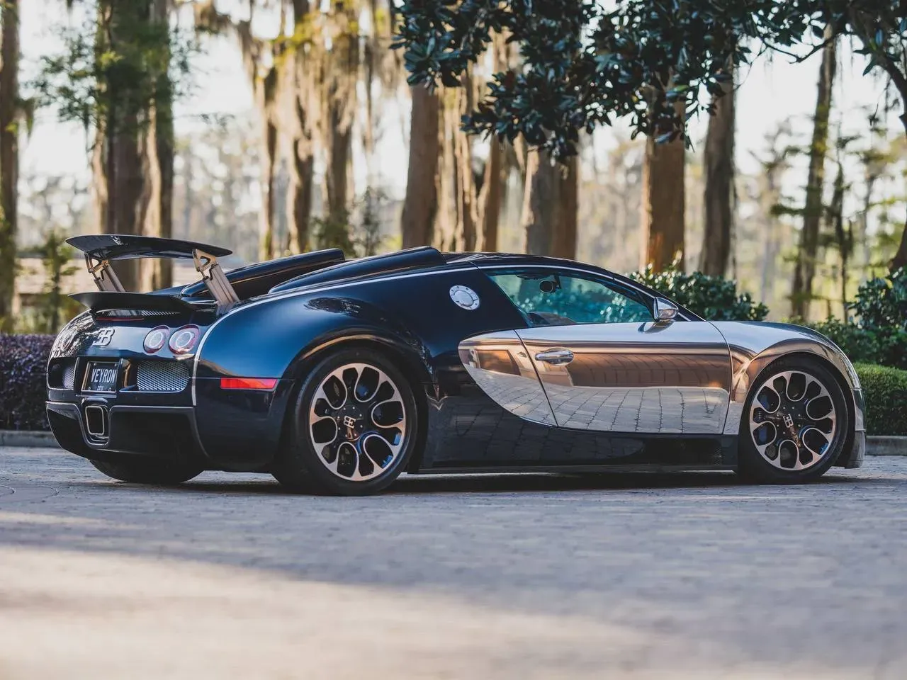 Bugatti Veyron Grand Sport Sang Bleu