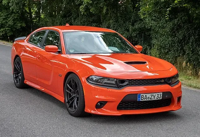 Dodge Charger, uno de los modelos que permitieron a la marca entrar en el top 10 de confiabilidad en 2021.