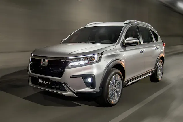 Interior y tablero de la Honda BR-V 2024