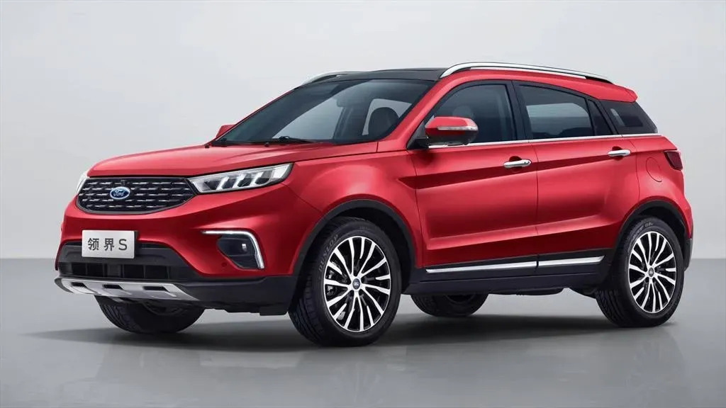 Vista frontal del Ford Territory en color blanco