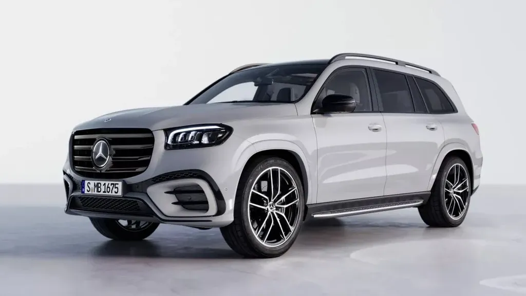 Sistema Start-Stop activo en la pantalla de un Mercedes-Benz