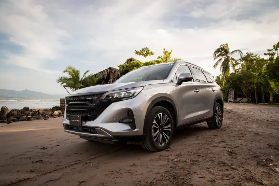 Suspensión del Dodge Journey 2022 en acción