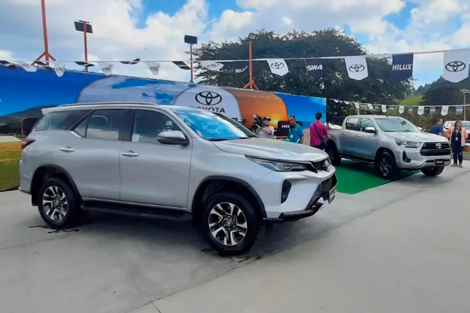 Vehículos Toyota en exhibición