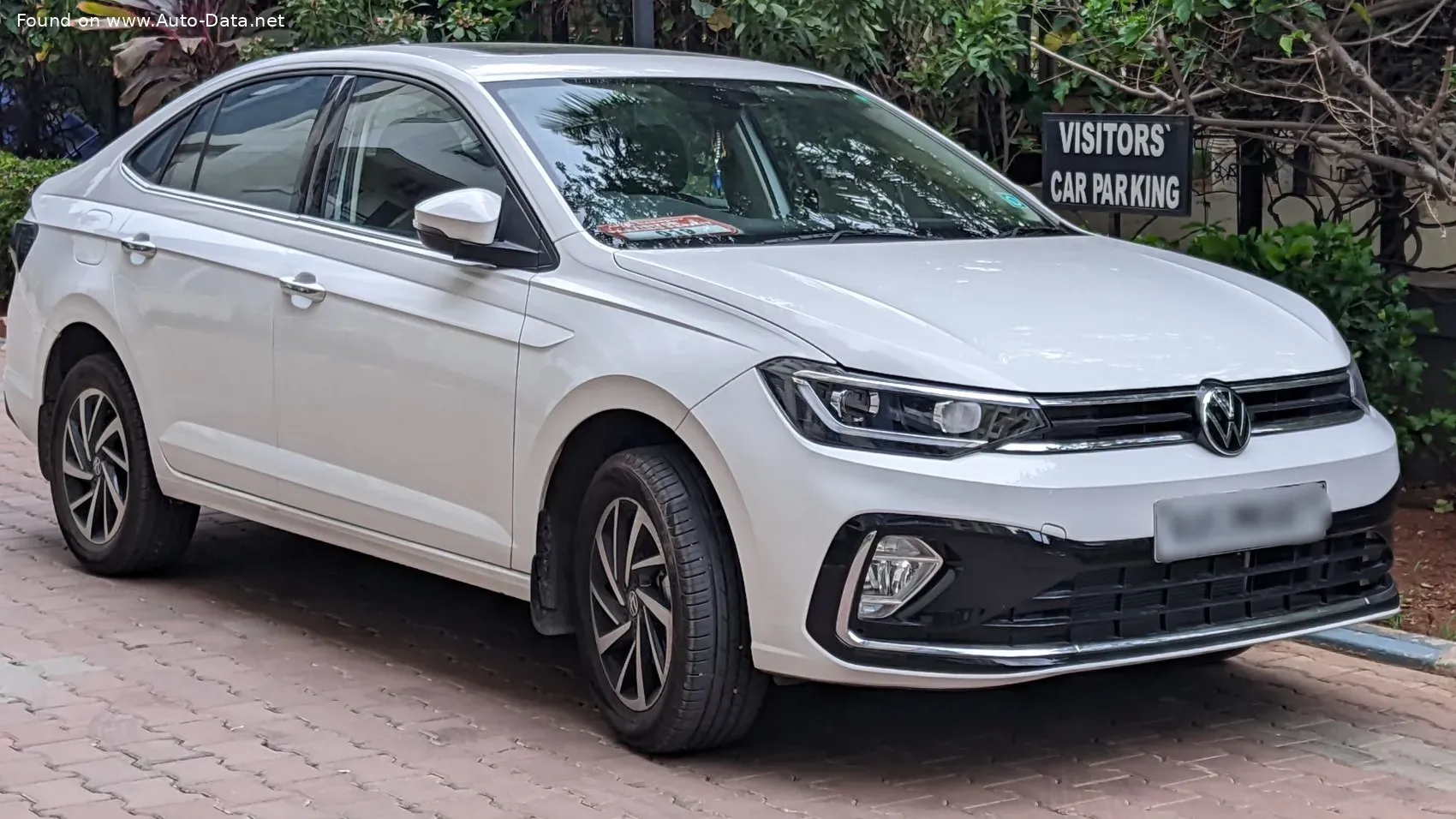 Volkswagen Virtus 2025 perfil lateral