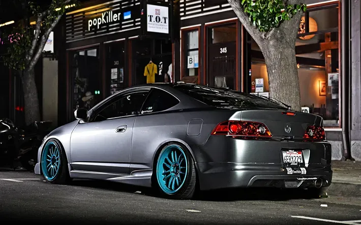 Acura RSX en un taller
