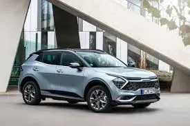 SUV compacto en carretera
