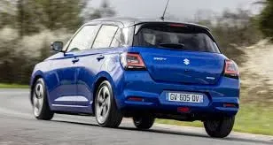 Tablero y pantalla del Suzuki Swift 2024