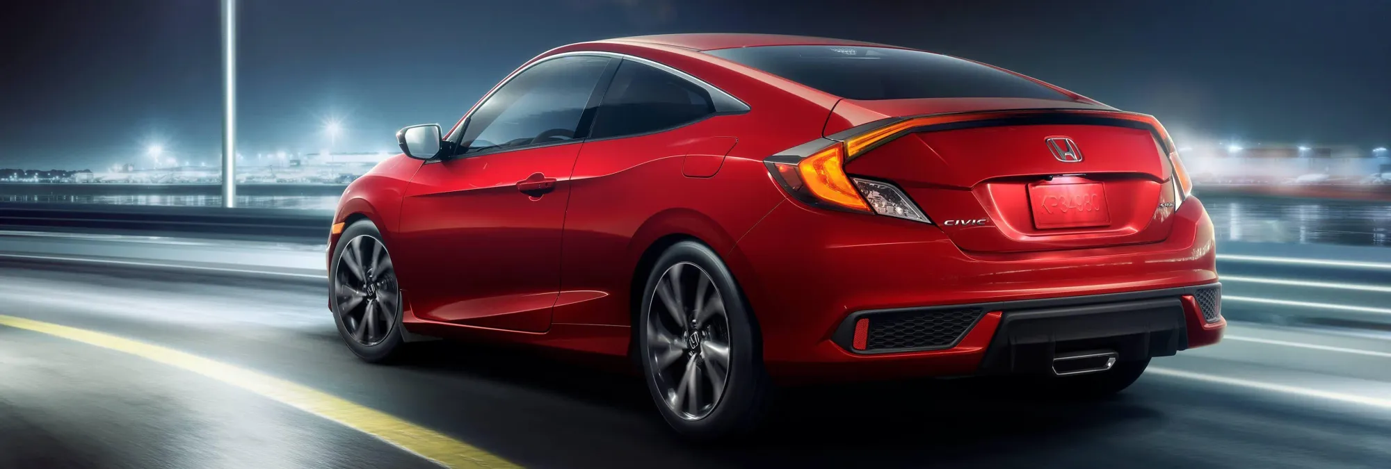 Honda Civic Coupé vista frontal y laterales