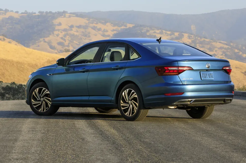 Volkswagen Jetta 2018 vista trasera