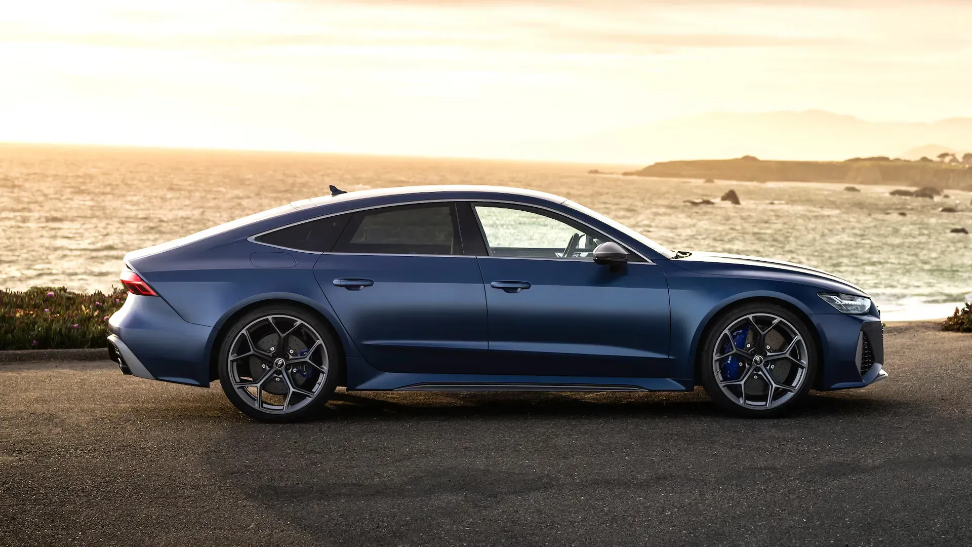 Audi RS7 Performance 2024 vista lateral