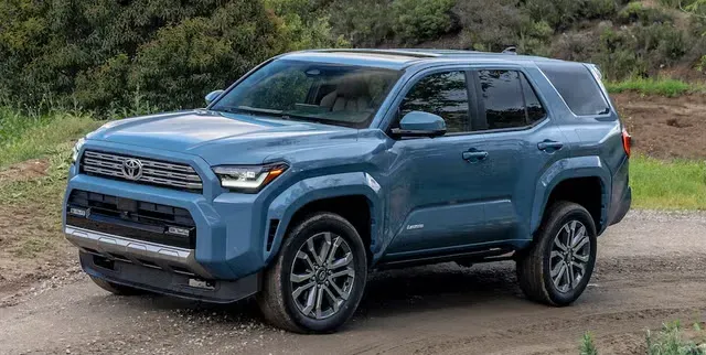 Toyota 4Runner 2025 Limited vista frontal