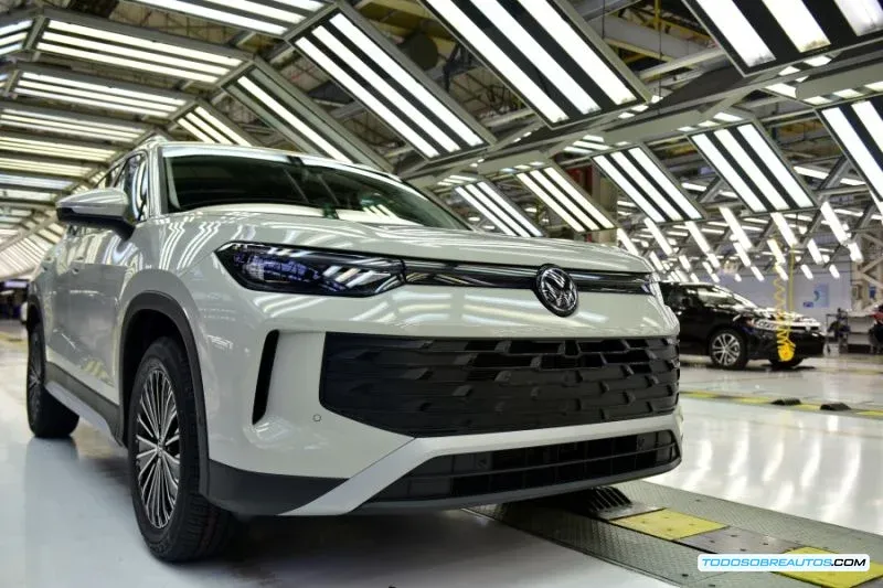 Imagen del nuevo volkswagen tiguan 2025 mostrando su diseño exterior.