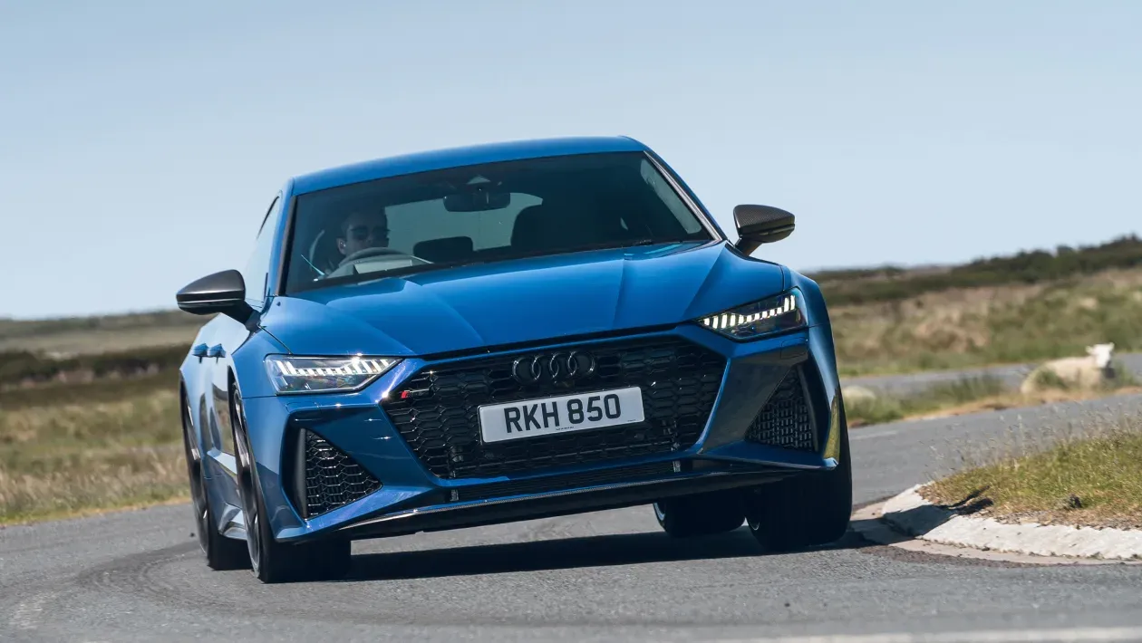 Audi RS7 Performance Vorsprung en carretera