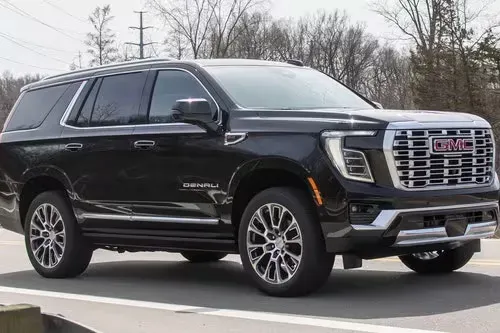 GMC Yukon 2025 frontal