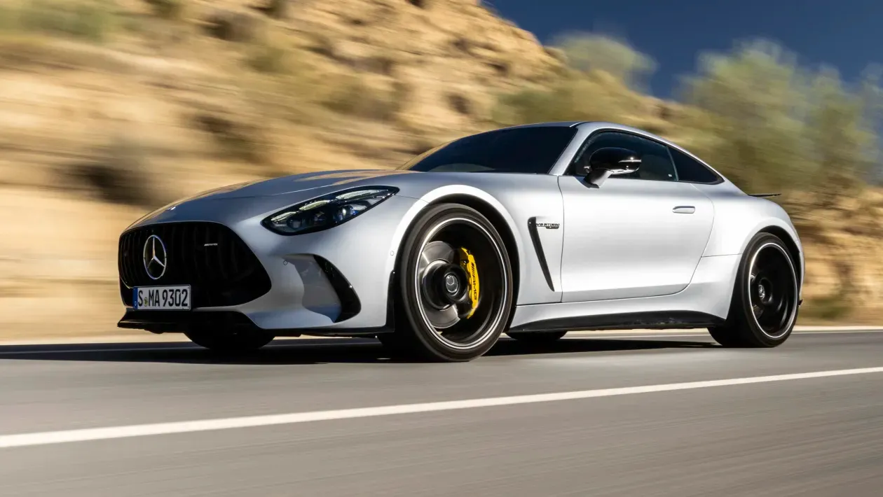 Mercedes-AMG GT Coupé 63 perfil