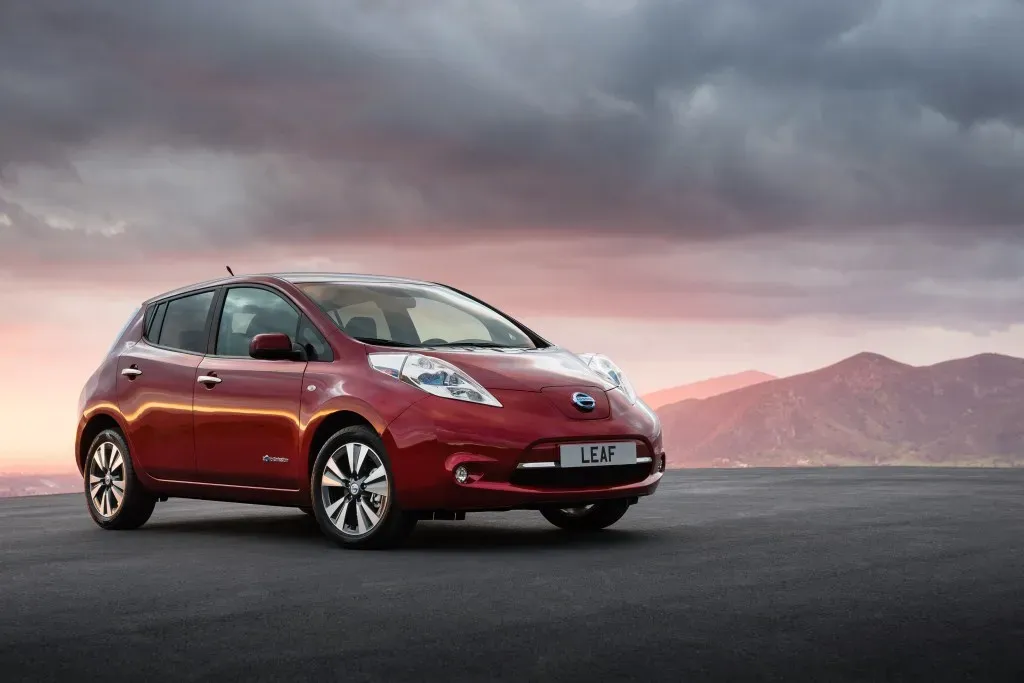 Interior del Nissan Leaf 2013