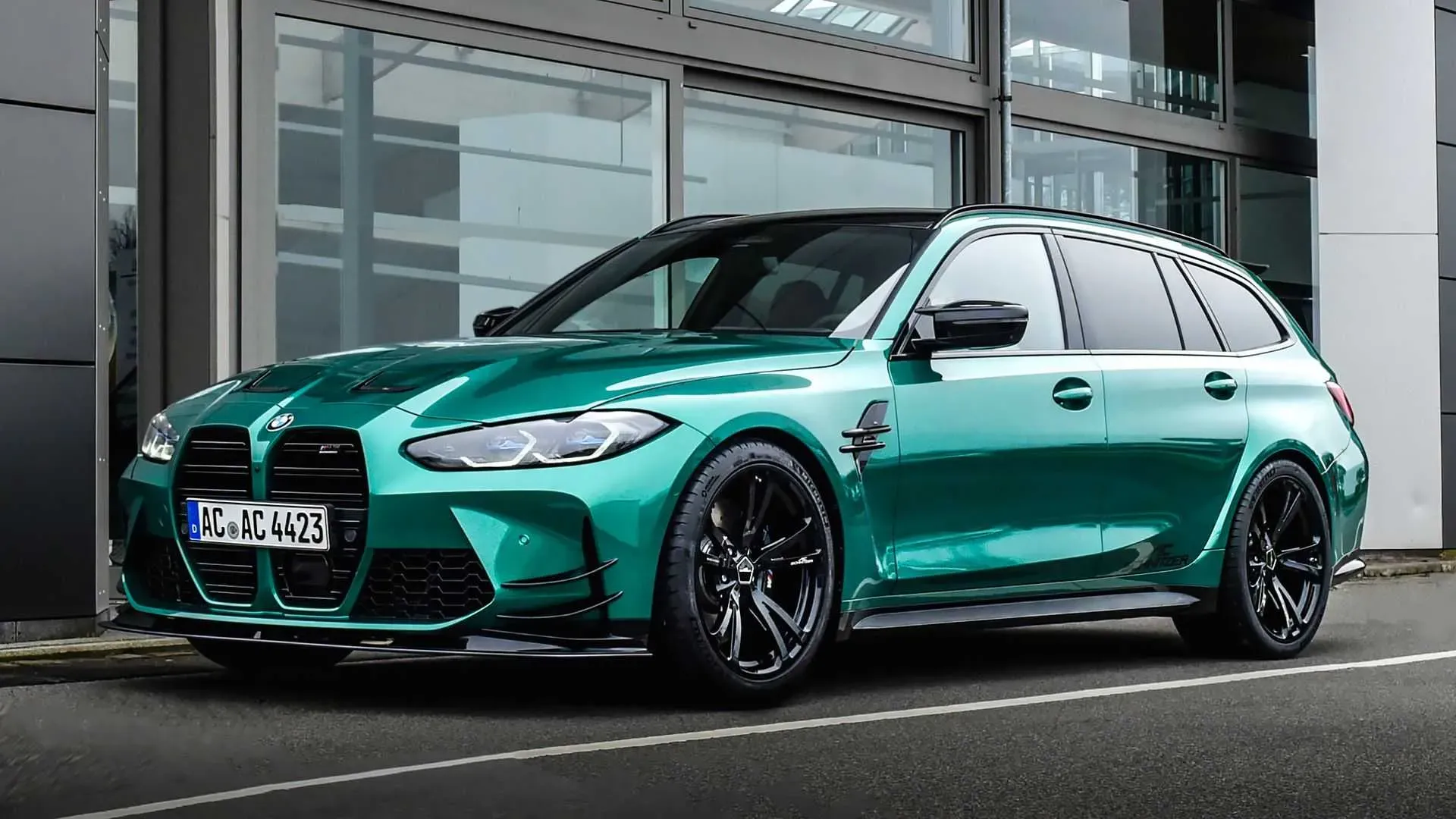 BMW M3 Touring en carretera