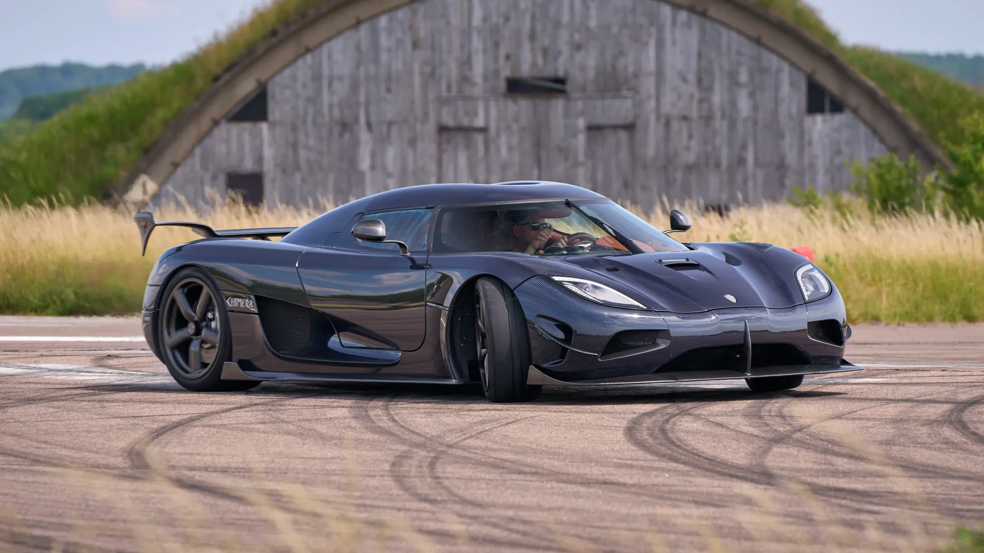Koenigsegg hiperdeportivo en pista