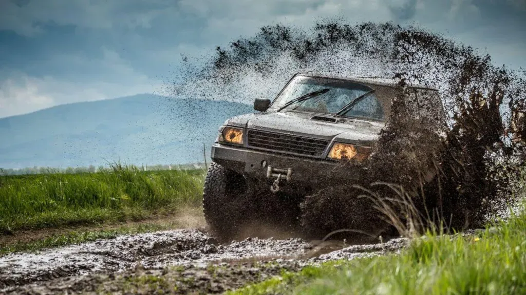 Vehículos todoterreno en prueba off-road