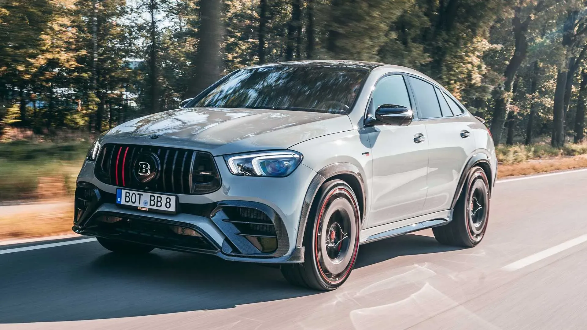 Brabus 900 Superblack GLS y G63 en pista