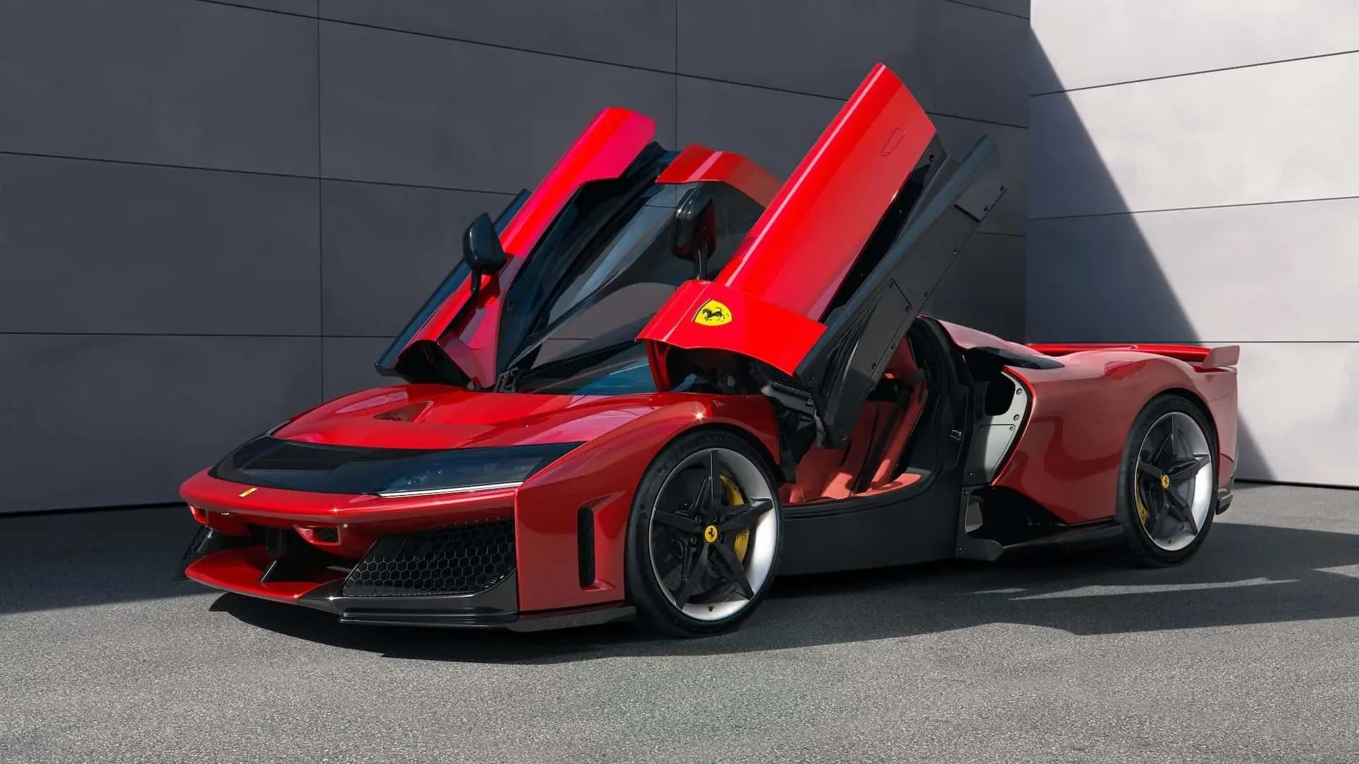 Ferrari F80 Hypercar 2024 - Detalle de la parte trasera y alerón