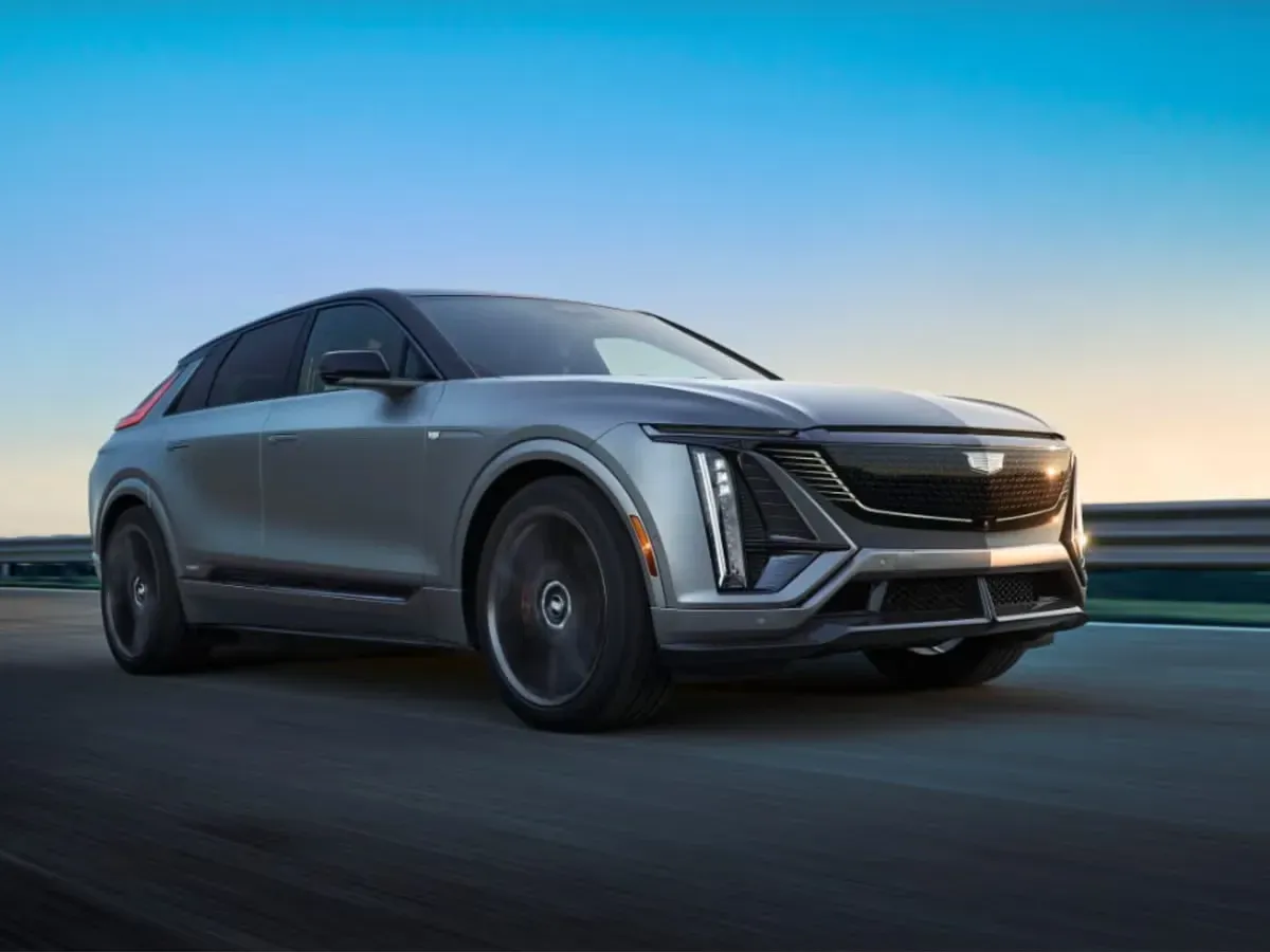 Cadillac Lyriq 2026 frontal