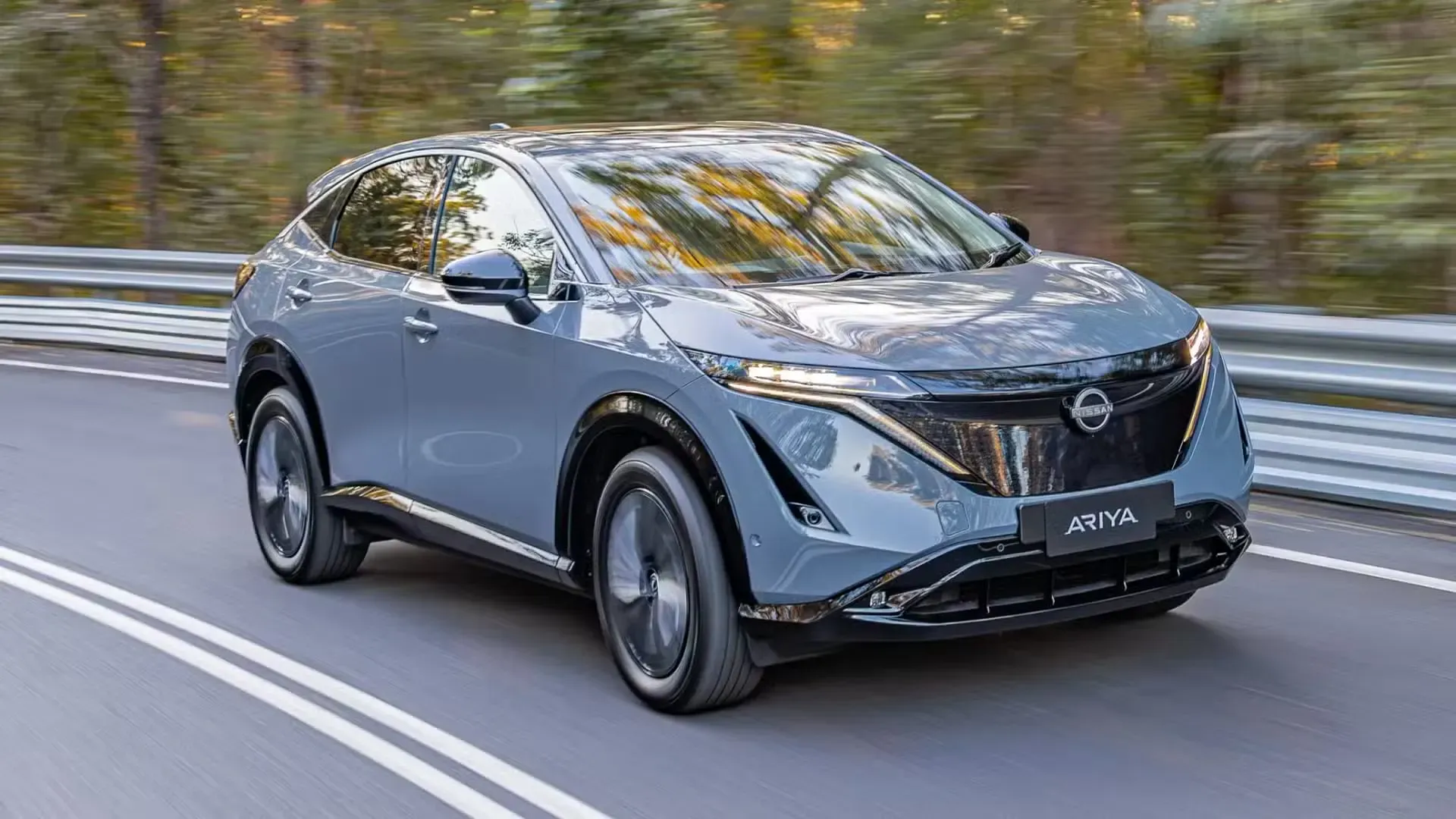 Interior del Nissan Ariya 2025