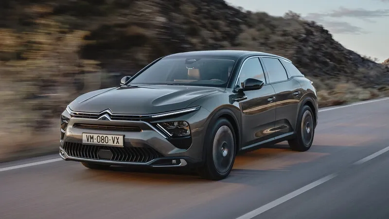 Citroën C5 X perfil diseño