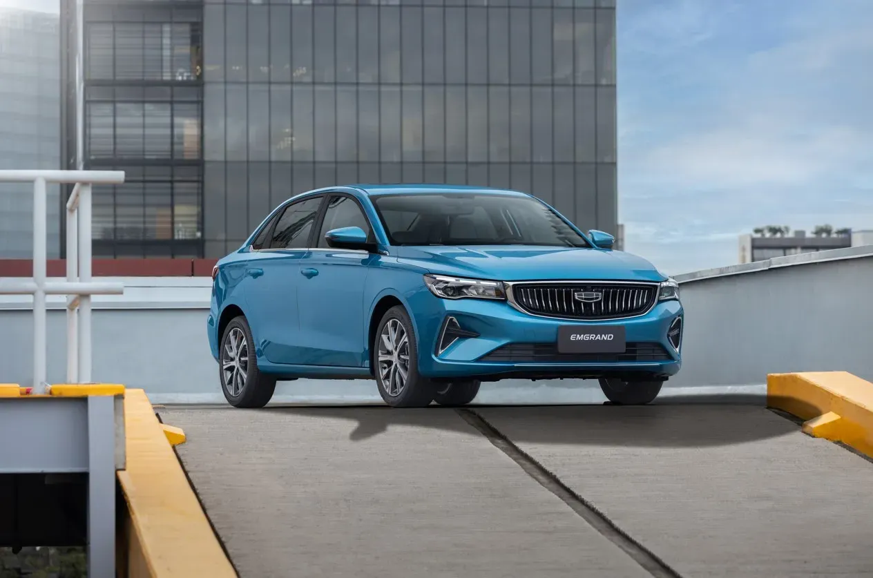 Geely Emgrand 2025 perfil