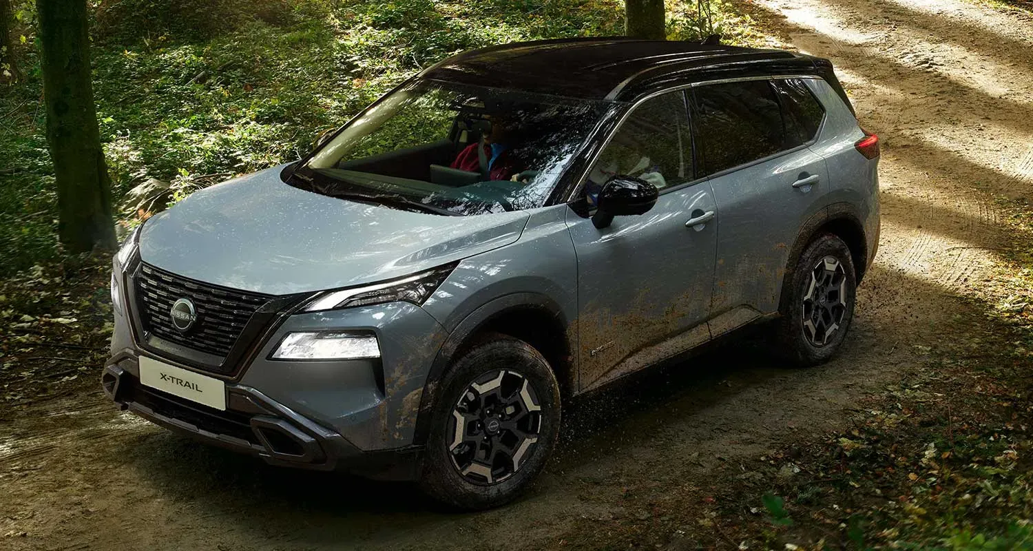 Nissan X-Trail e-Power 2025 vista frontal