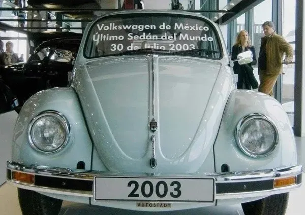 Volkswagen Sedán Última Edición 2004 en excelente estado de conservación