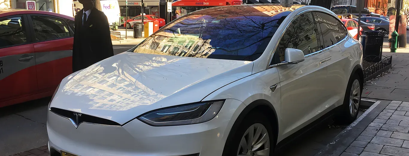 Falla crítica en Tesla Model Y nuevo