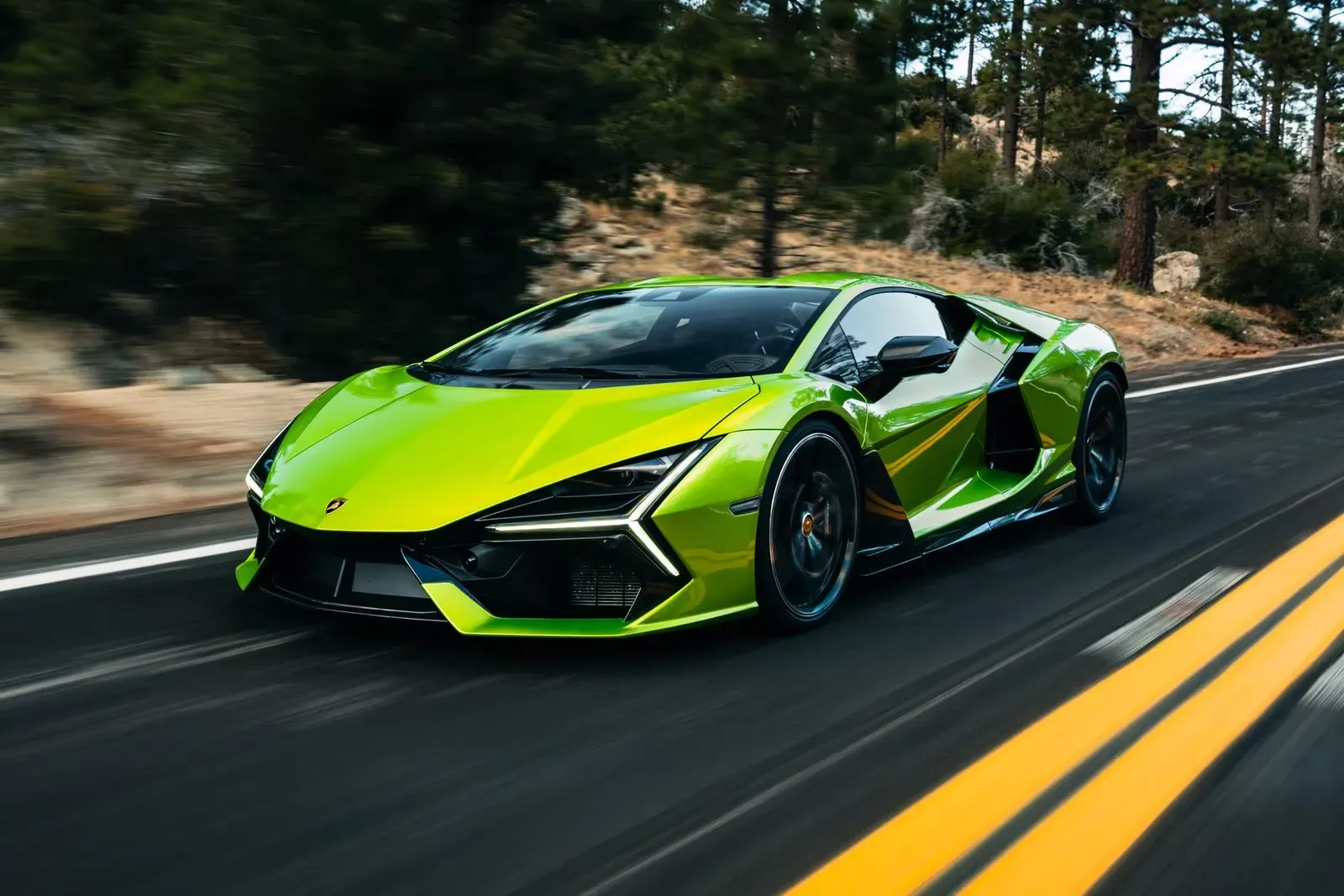 Lamborghini Revuelto 2025